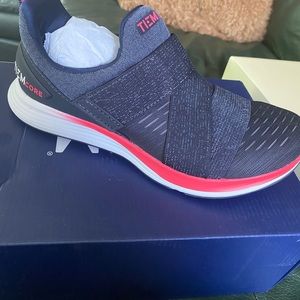 TIEM LATUS SNEAKER